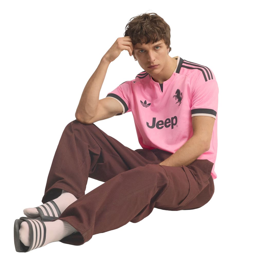 Player Edition Juventus Away Kit 26/27